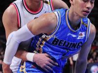 开云体育登录-局势紧张！双方战队谁能在场上占据优势