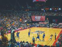 开云下载-英格兰铁骑制霸安联，恩佐西甲德比封神夜，现代足球的双线霸权叙事