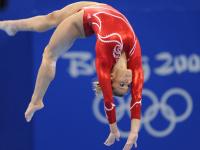 开云体育直播-安哥拉对阵法国，阿尔瓦雷斯用实力证明自己，非洲新星闪耀世界舞台