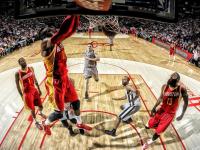 开云体育下载-跨界荣耀，从黄蜂险胜广东队到英格拉姆欧冠决赛的王者时刻