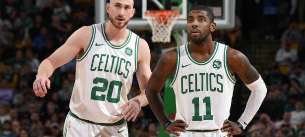 开云体育登录-拉沃尔杯的绝境回响，德约科维奇关键制胜，险胜法网的荣耀余音