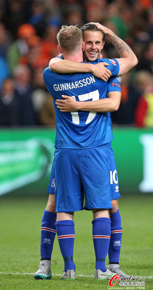 冰岛队取得重要胜利，逆袭成功