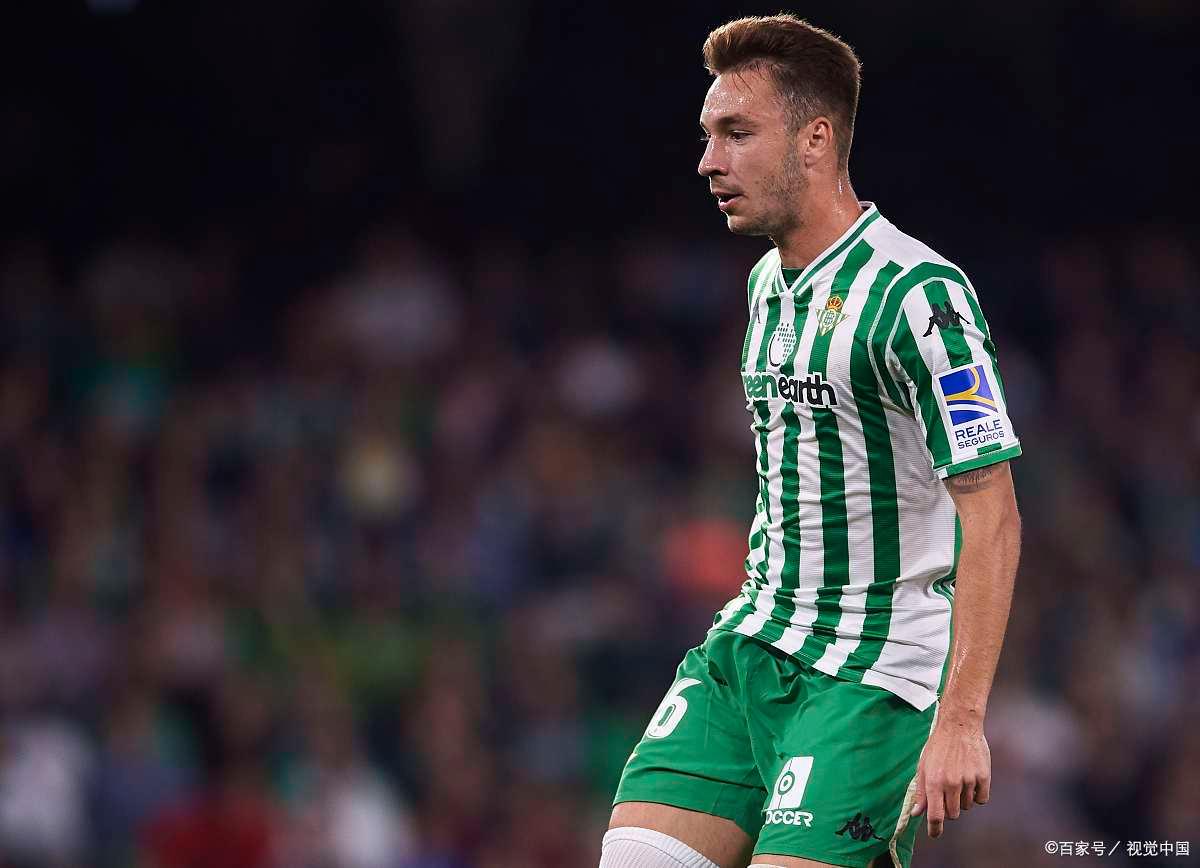皇家贝蒂斯中场发挥出色，为球队贡献关键进球