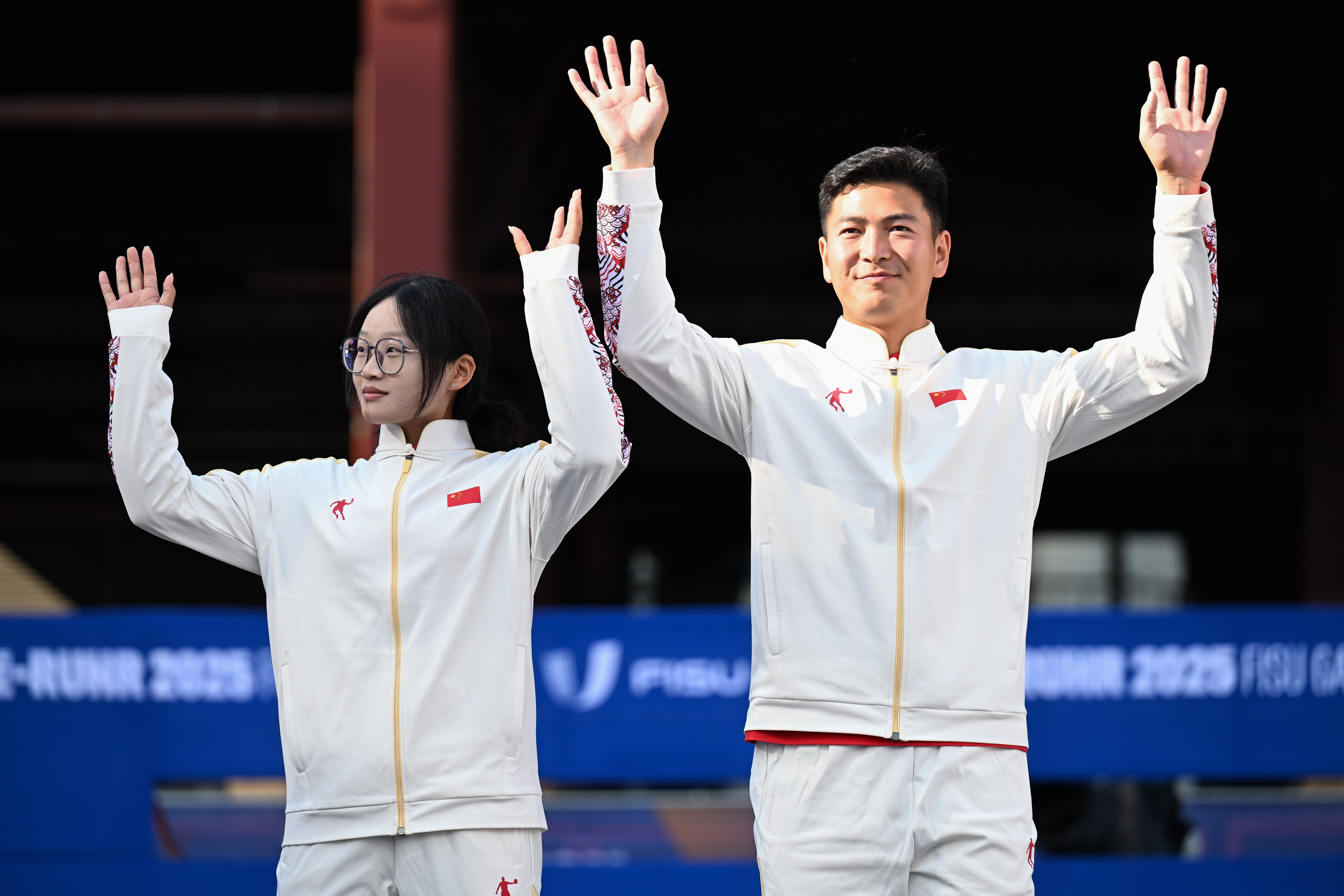 湖北队在比赛中展现了强大的团结力量 湖北队在比赛中展现了强大的团结力量