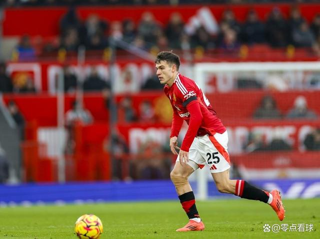 曼联主场轻松拿下,继续稳健追赶前场的简单介绍 曼联主场轻松拿下,继续稳健追赶前场的简单介绍