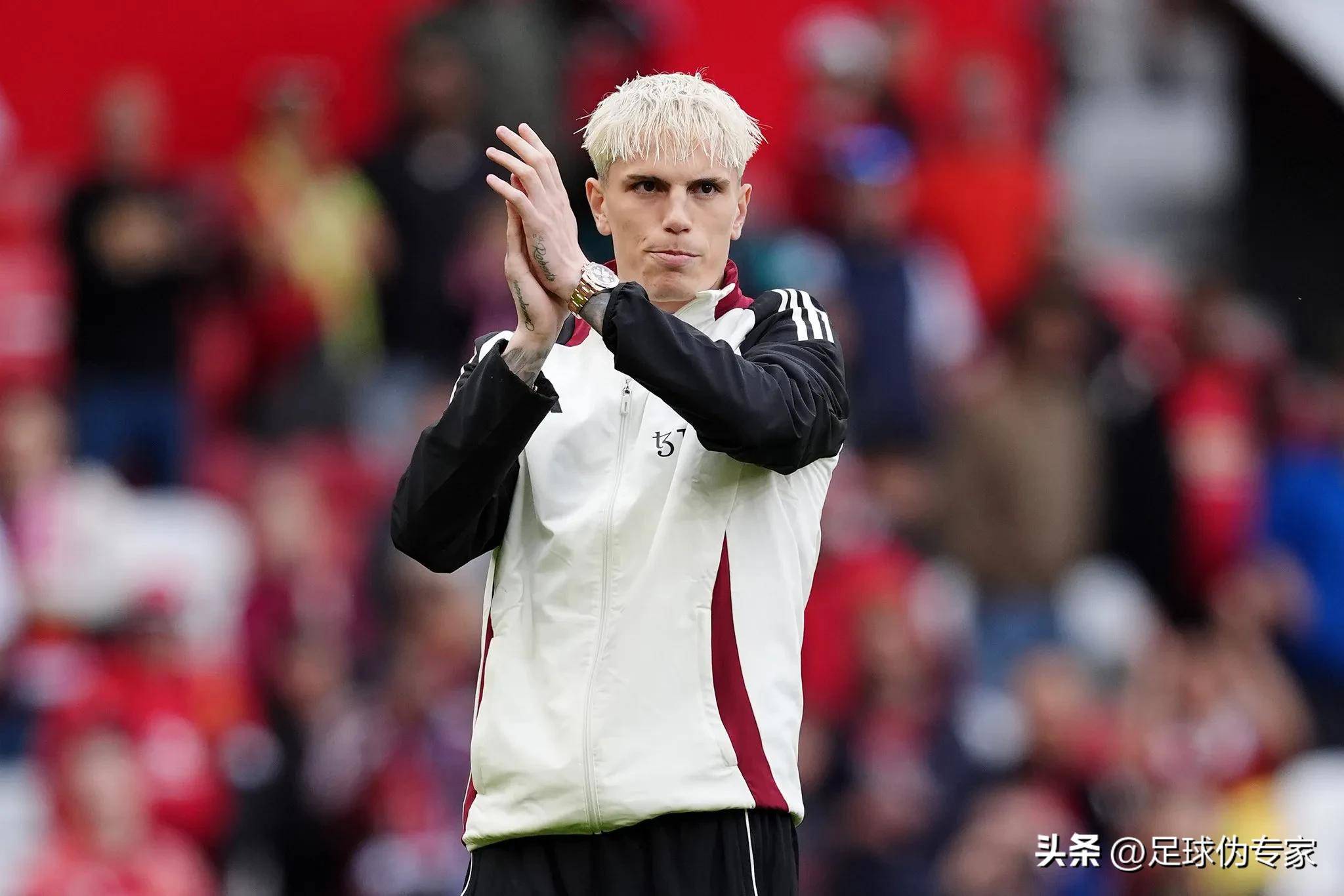 曼联主帅大批评球员表现：称球队需要变革的简单介绍