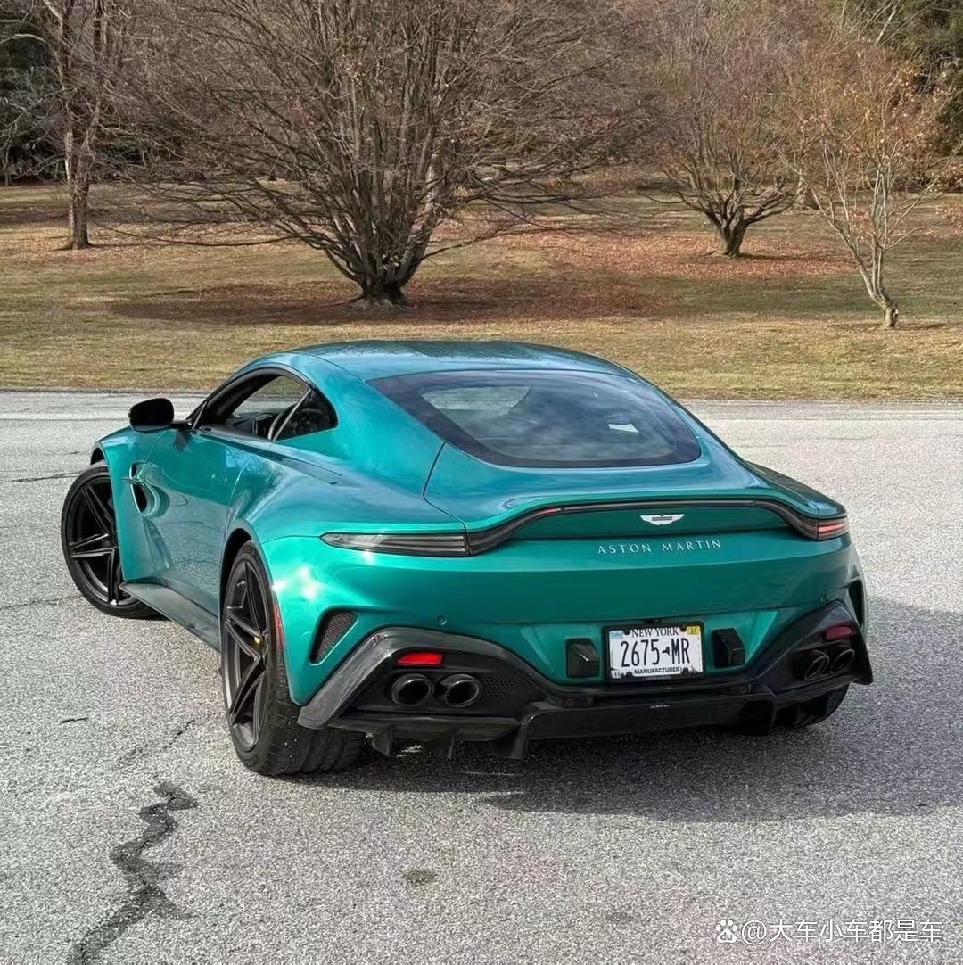 包含威廉姆斯翻盘阿斯顿马丁,塞恩斯状态火热的词条 包含威廉姆斯翻盘阿斯顿马丁,塞恩斯状态火热的词条