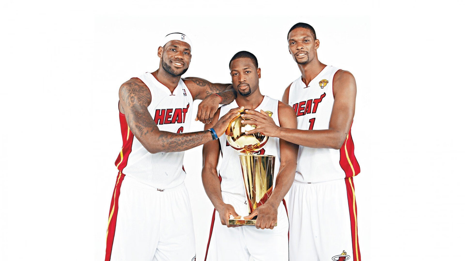 双线传奇,布伦森欧冠封神夜,独行侠生死战展韧性